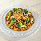 Best Pad See Ew (Black Soy Sauce Noodles) in Westchester, IL